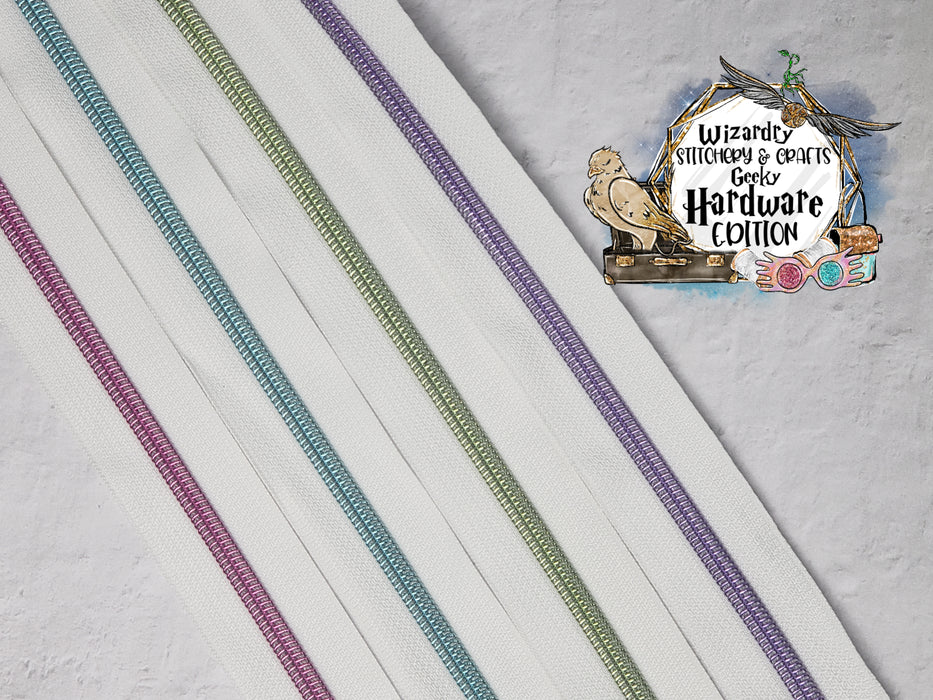 White #5 Nylon Zipper Tape w/Light Green Metallic Coils