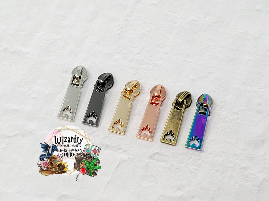 #3 Nylon Castle Punch Out Zipper Pulls