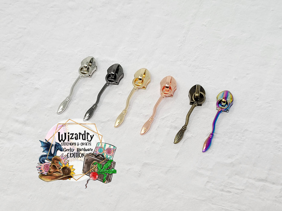 Broom #5 Nylon Zipper Pulls