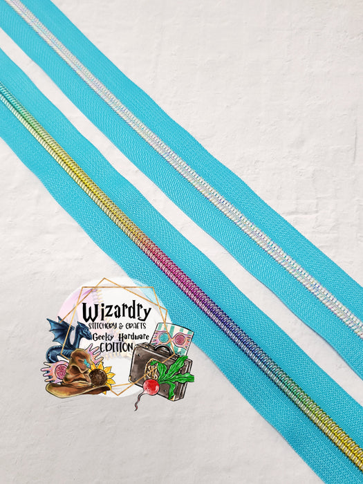 Aqua Oasis #5 Nylon Zipper Tape w/Day-Dream Iridescent Metallic Coils