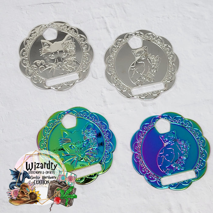 Scalloped Cat Plate Connector (Single)