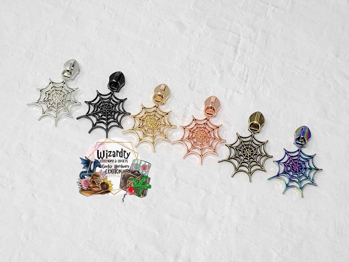 Large Spider  5 Nylon Zipper Pulls — Wizardry Stitchery & Crafts, LLC